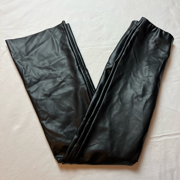 Forever 21 Black Faux Leather Pants - Picture 5 of 5